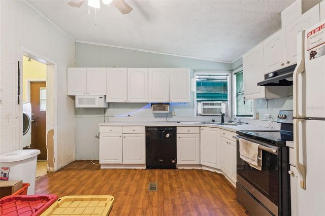 2220 MCMICHAEL ROAD, St Cloud, FL 34771