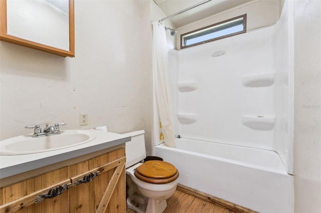 2220 MCMICHAEL ROAD, St Cloud, FL 34771