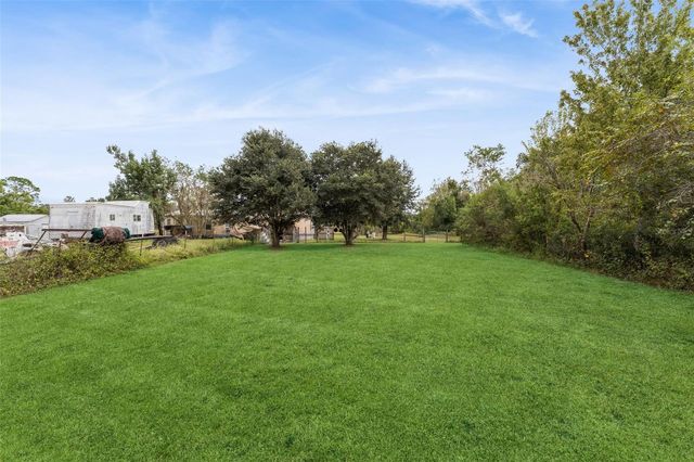 2220 MCMICHAEL ROAD, St Cloud, FL 34771