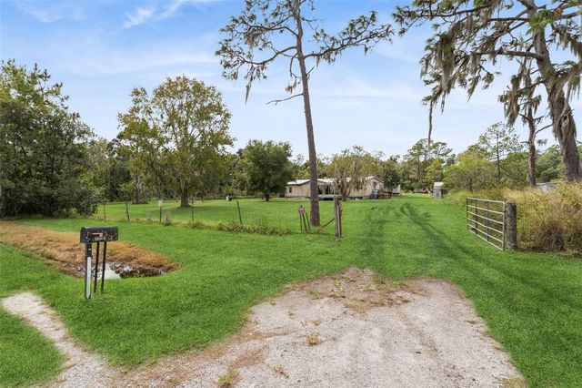 2220 MCMICHAEL ROAD, St Cloud, FL 34771