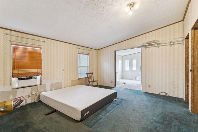 2220 MCMICHAEL ROAD, St Cloud, FL 34771