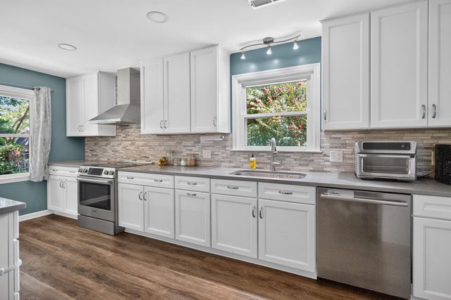 1736 Sulgrave Road, Charleston, SC 29414