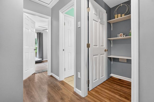 1736 Sulgrave Road, Charleston, SC 29414