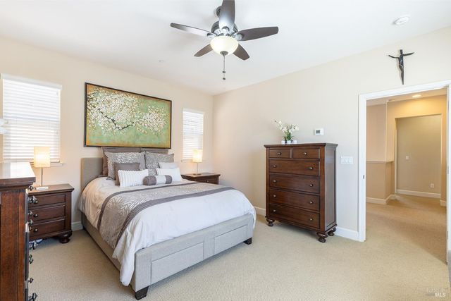 2129 Chokeberry Ct, Santa Rosa, CA 95404