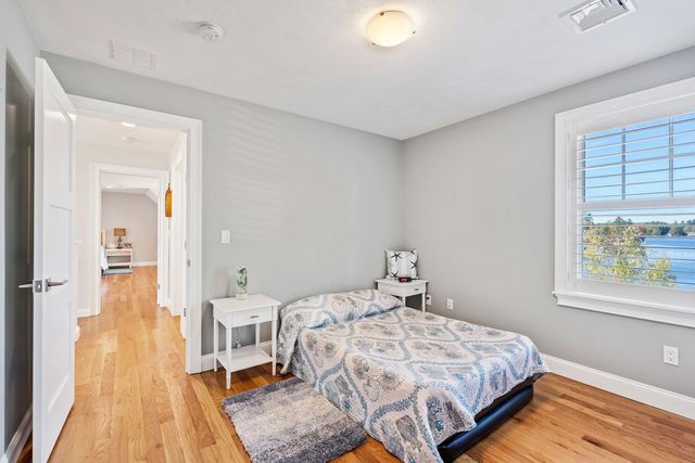 39 Kibrel Court, Sandown, NH 03873