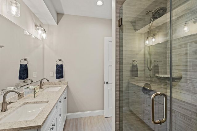 39 Kibrel Court, Sandown, NH 03873