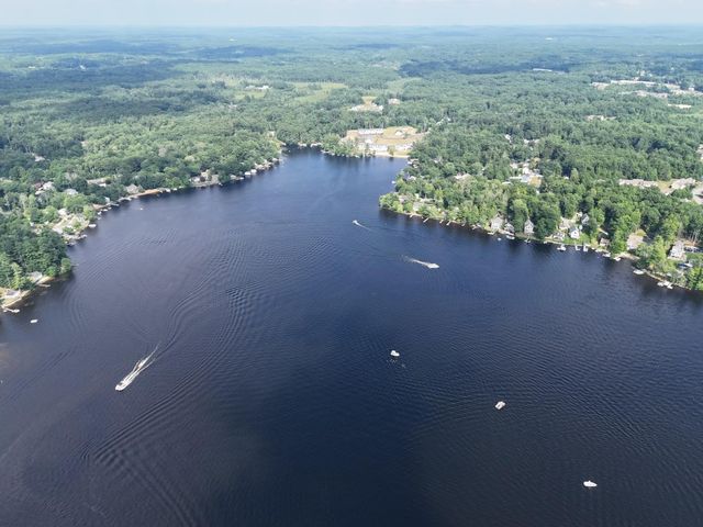 39 Kibrel Court, Sandown, NH 03873