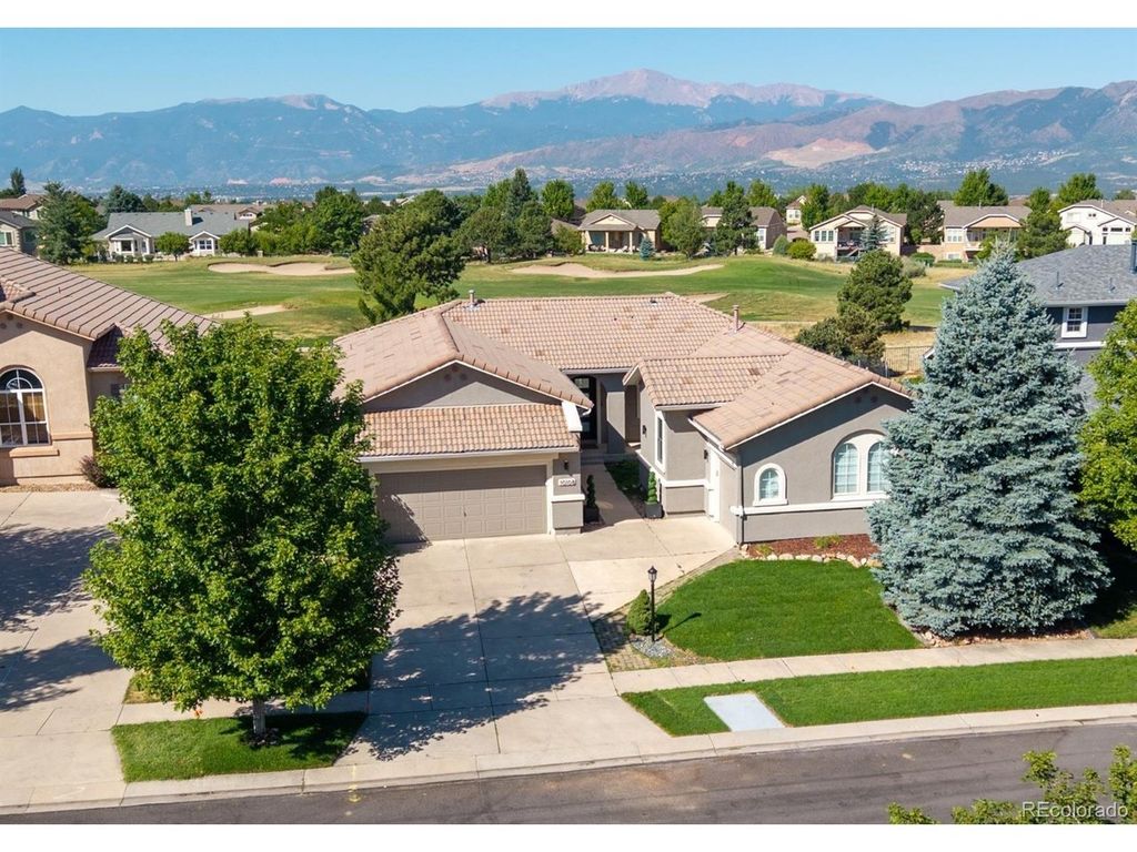 10108 Palisade Ridge Dr, Colorado Springs, CO 80920