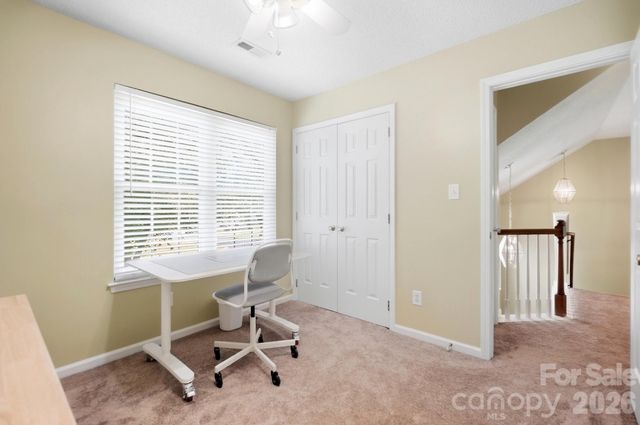 1629 Sugar Hollow Drive, Charlotte, NC 28214