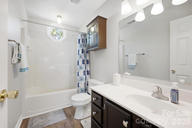 1629 Sugar Hollow Drive, Charlotte, NC 28214