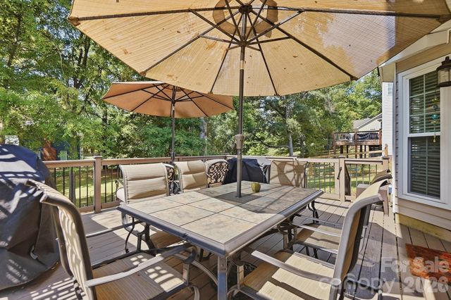 1629 Sugar Hollow Drive, Charlotte, NC 28214