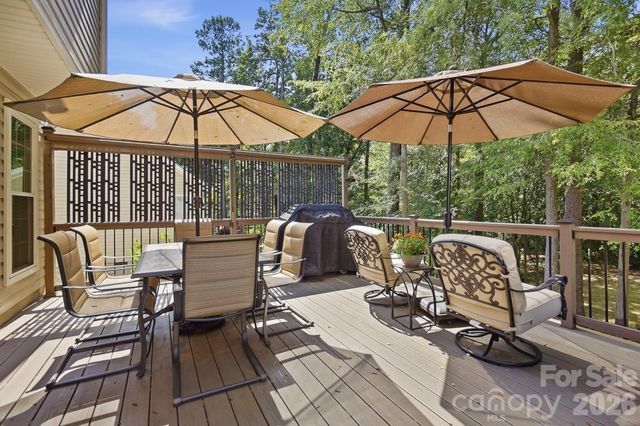 1629 Sugar Hollow Drive, Charlotte, NC 28214