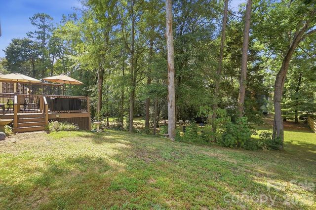 1629 Sugar Hollow Drive, Charlotte, NC 28214