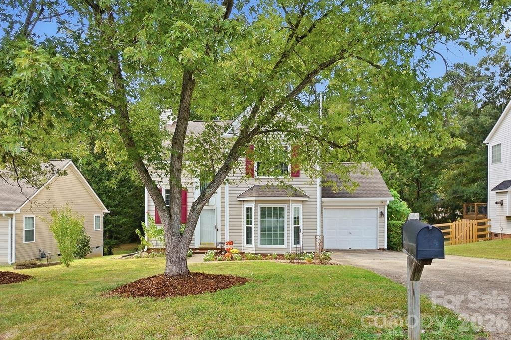 1629 Sugar Hollow Drive, Charlotte, NC 28214