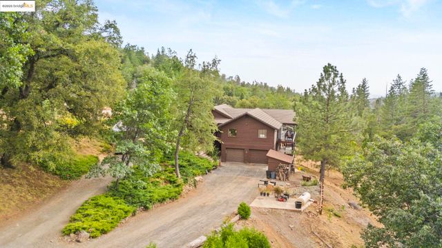 21762 Hunts Rd, Sonora, CA 95370