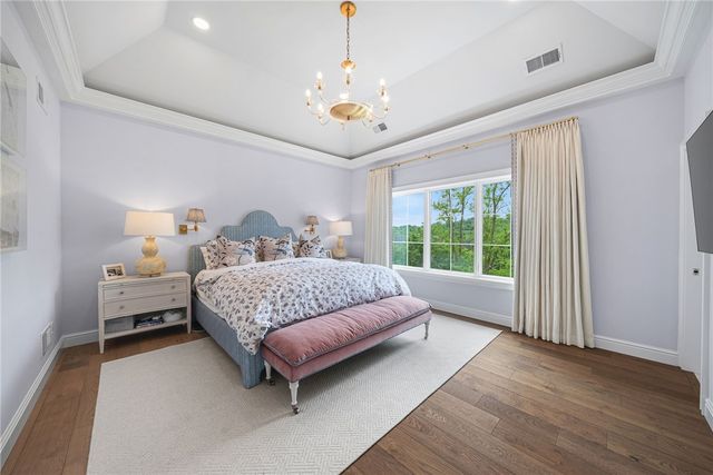 1468 Dominion Hts, Upper St Clair, PA 15241
