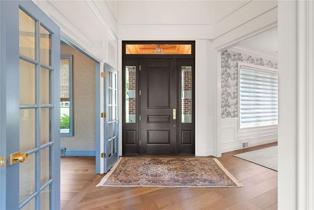 1468 Dominion Hts, Upper St Clair, PA 15241