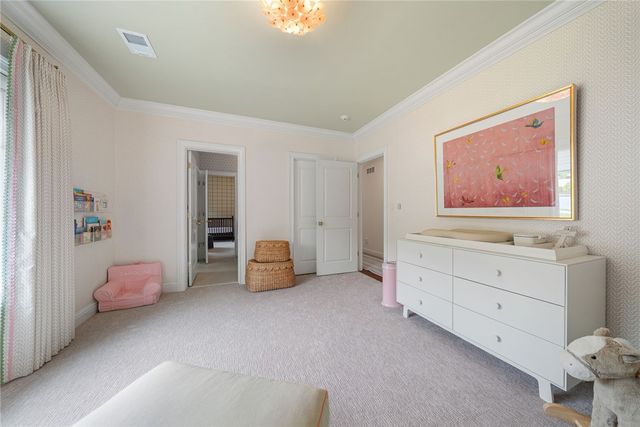 1468 Dominion Hts, Upper St Clair, PA 15241