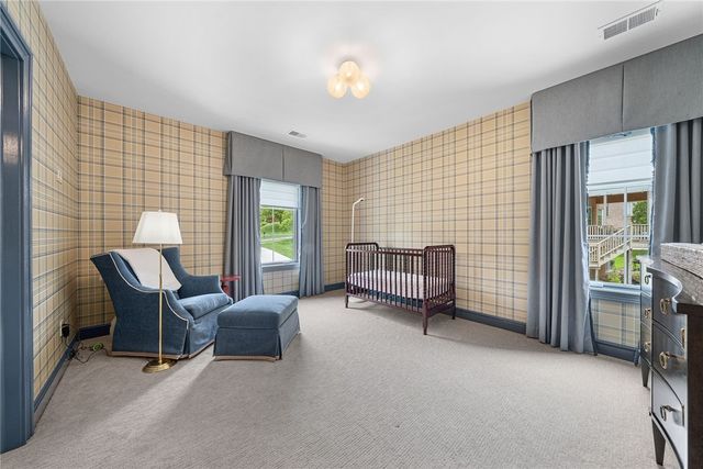 1468 Dominion Hts, Upper St Clair, PA 15241