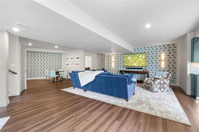 1468 Dominion Hts, Upper St Clair, PA 15241