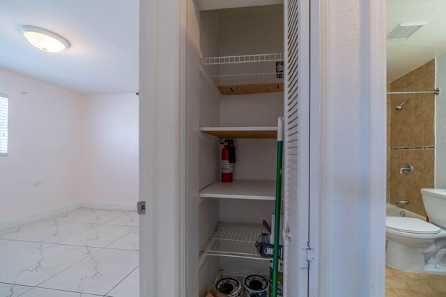 1028 SW 2nd Street 4, Miami, FL 33130