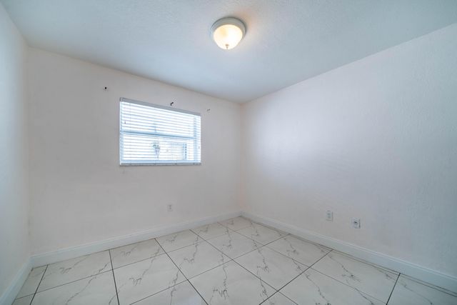 1028 SW 2nd Street 4, Miami, FL 33130