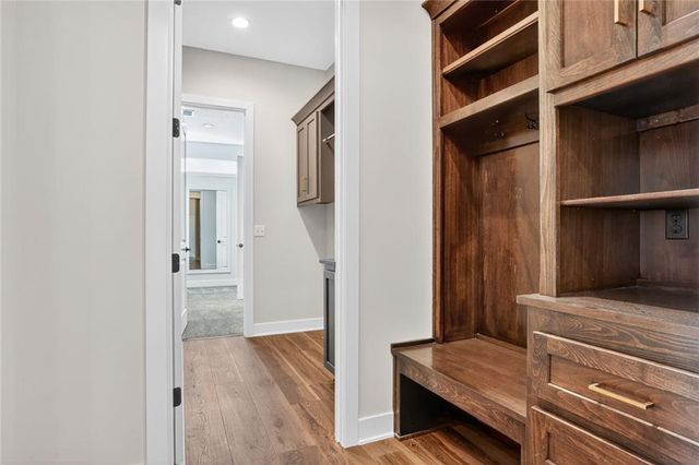 17186 S Laurelwood Street, Olathe, KS 66062