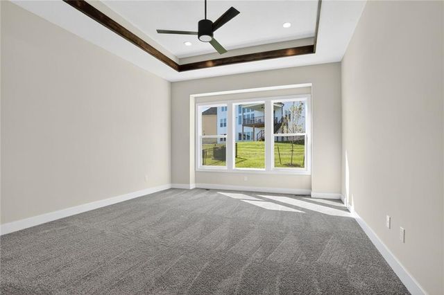 17186 S Laurelwood Street, Olathe, KS 66062