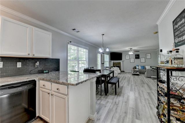 4439 Flat Stone Drive, Snellville, GA 30039