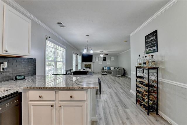 4439 Flat Stone Drive, Snellville, GA 30039