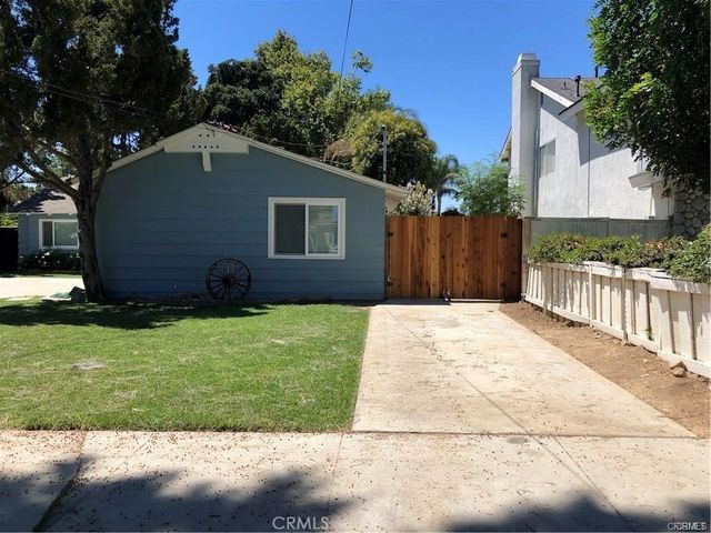 7447 Etiwanda Avenue, Reseda, CA 91335
