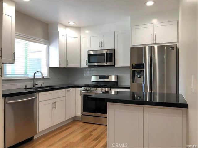 7447 Etiwanda Avenue, Reseda, CA 91335