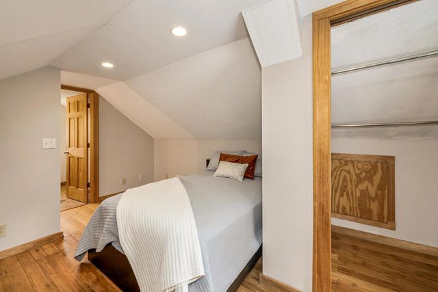 2530 S Austin STREET, Milwaukee, WI 53207