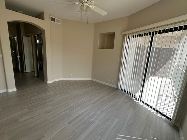 10401 N Saguaro Boulevard 220, Fountain Hills, AZ 85268