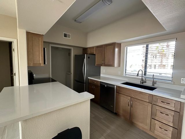 10401 N Saguaro Boulevard 220, Fountain Hills, AZ 85268