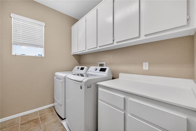 38390 Magdelena St, Murrieta, CA 92563