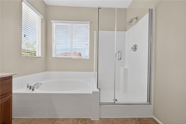 38390 Magdelena St, Murrieta, CA 92563