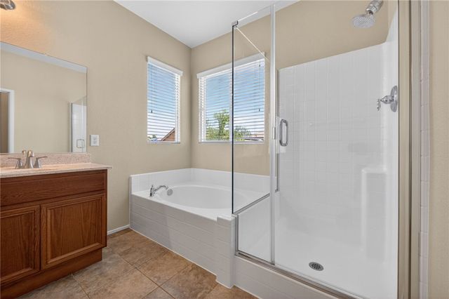 38390 Magdelena St, Murrieta, CA 92563