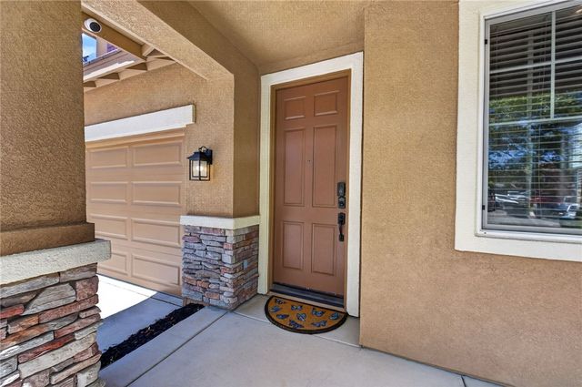 38390 Magdelena St, Murrieta, CA 92563