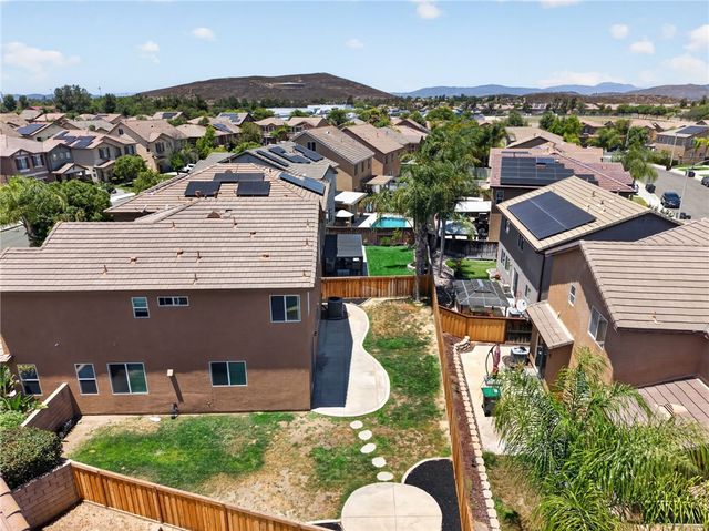 38390 Magdelena St, Murrieta, CA 92563