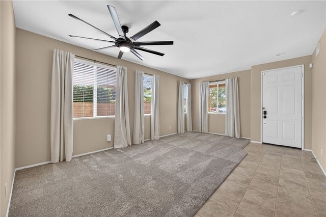 38390 Magdelena St, Murrieta, CA 92563