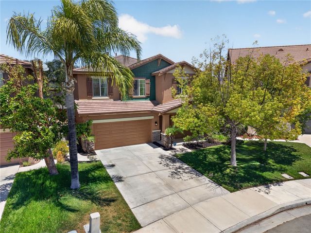 38390 Magdelena St, Murrieta, CA 92563