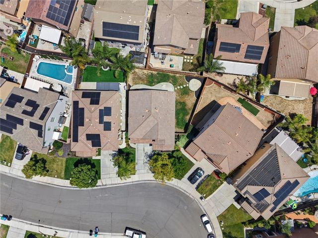 38390 Magdelena St, Murrieta, CA 92563
