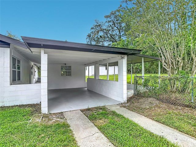 303 LAKE GERTIE ROAD, Deland, FL 32720