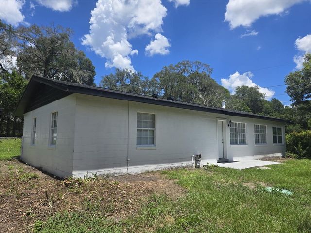 303 LAKE GERTIE ROAD, Deland, FL 32720