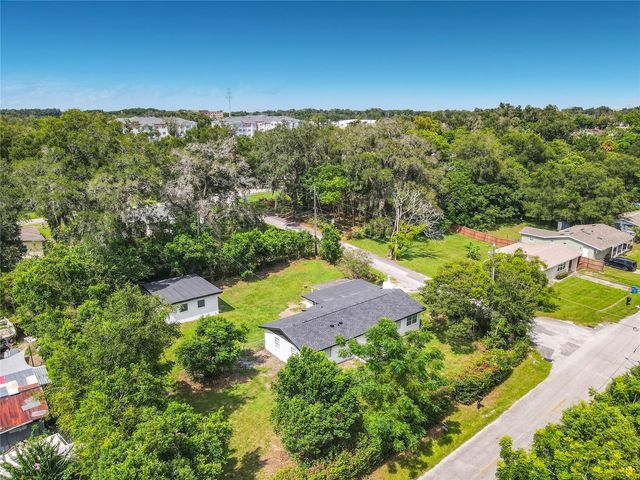 303 LAKE GERTIE ROAD, Deland, FL 32720