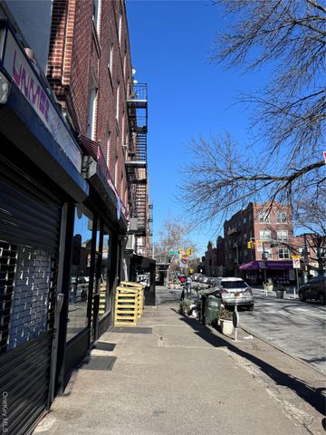 31-02 35th Street, Astoria, NY 11106