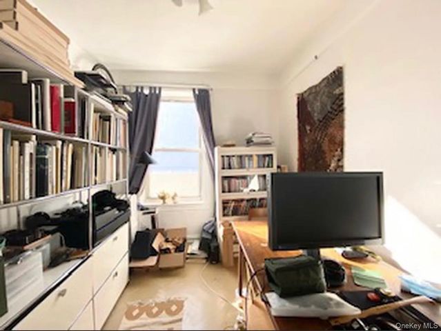 31-02 35th Street, Astoria, NY 11106