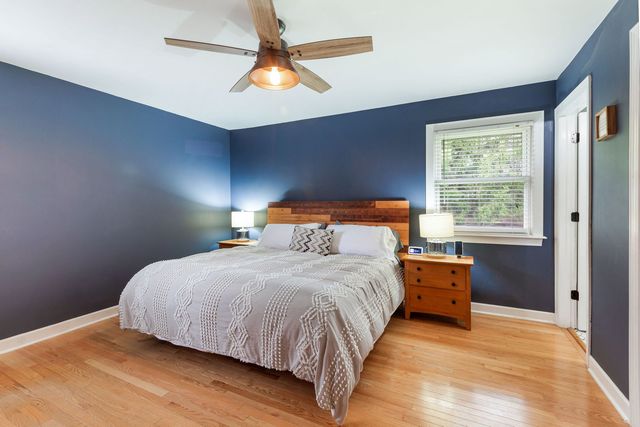 920 W Firestone Drive, Hoffman Estates, IL 60192