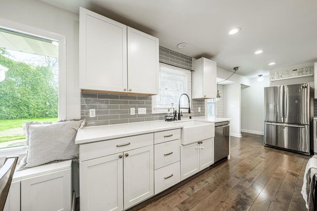 17535 Azure LANE, Brookfield, WI 53045